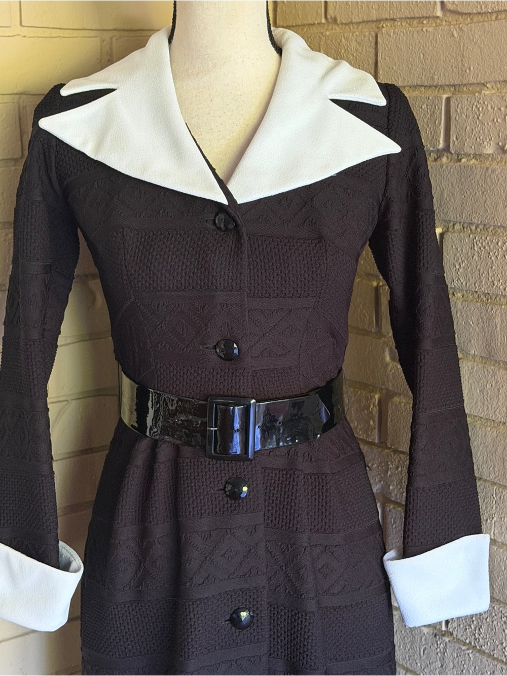 Vintage 70s Black Button Front Belted Dagger Collar Maxi Dress Fitted Embossed S - Picture 3 of 8